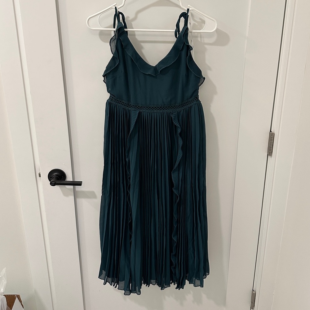 Beautiful blue-green midi dress with tie straps